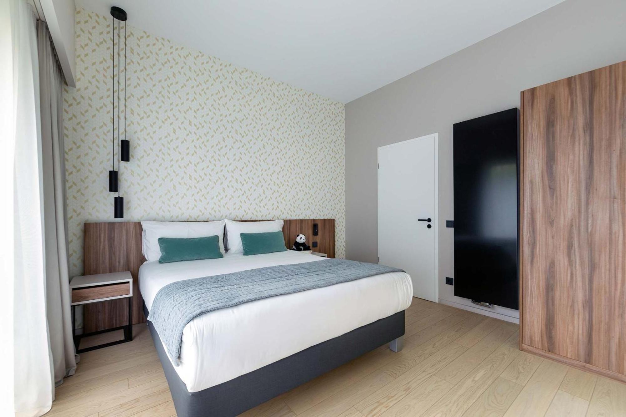The Central Kirchberg - Smart Aparthotel Lüksemburg Oda fotoğraf